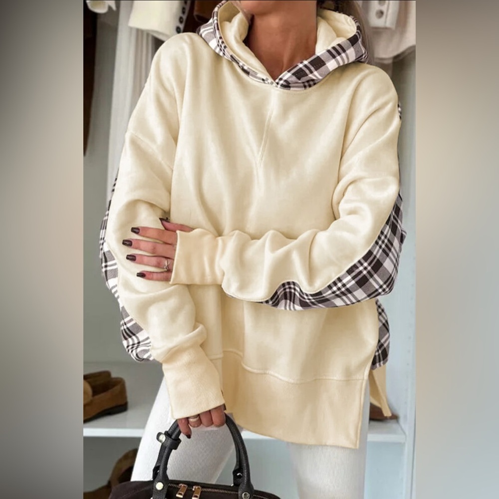 Remi- Plaid Accent Cream Sweatshirt